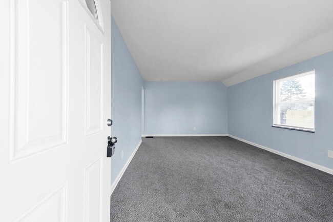 Photo - 118 N Kellner Rd