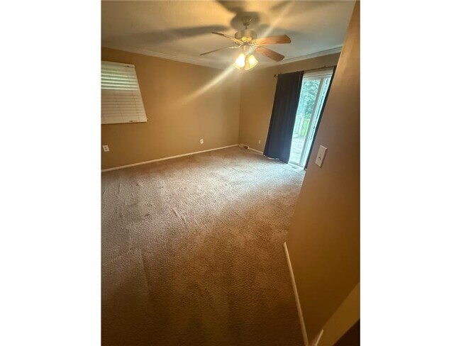 Photo - 6208 Hillside Rd