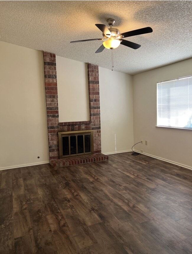Photo - NICE 3 BED HOME IN CITRUS HEIGHTS!! HUGE YARD!!