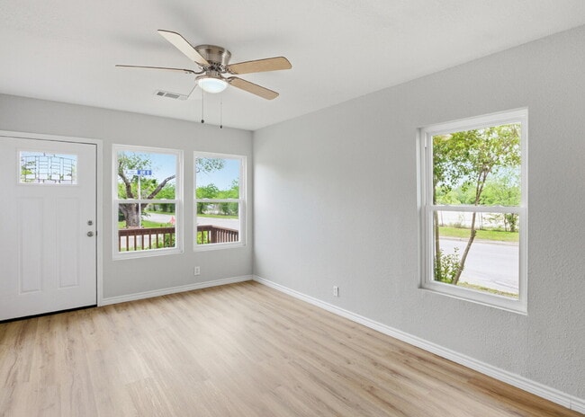 Photo - Fully Updated 2 Bedroom Home Near Randolph AFB