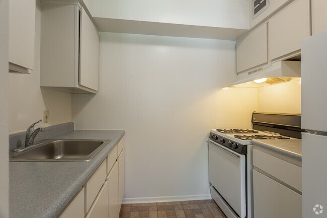 1BD 1BA 550 sq. ft.