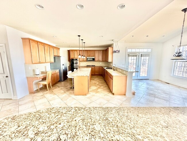 Photo - 715 Fairway Point Dr