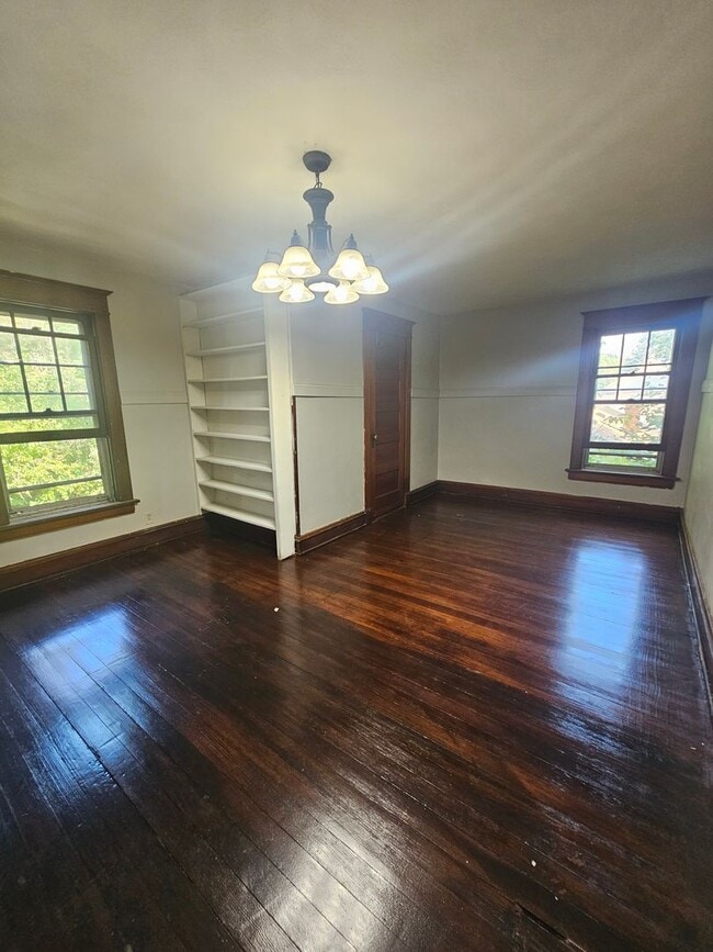 Photo - 1603 W 10th St Unidad 1603 W 10th St.  2