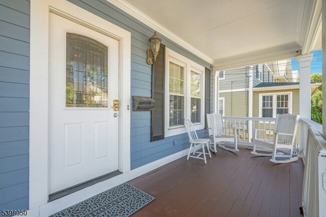 Photo - 16 Walnut St