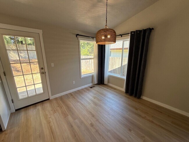Photo - 5647 SW Windflower Dr