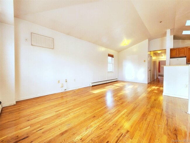 Photo - 1516 Jarvis Ave Unidad 2nd Floor