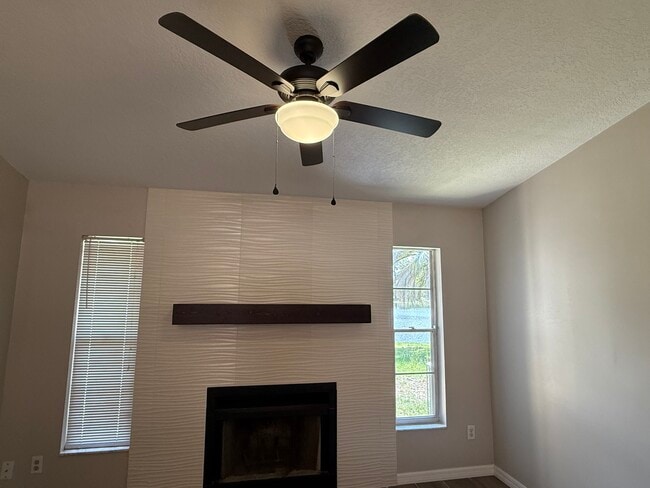 Photo - 160 Clear Lake Cir