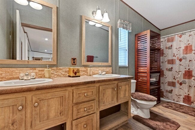 Photo - 271 Shoreline Dr