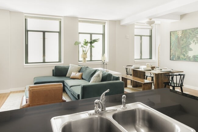 Photo - Park Pacific