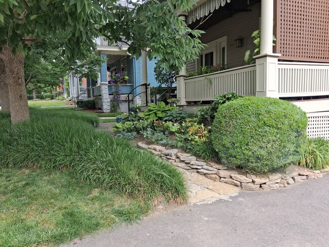 Photo - 2461 Fairview Ave Unit 2461Fairview Ave
