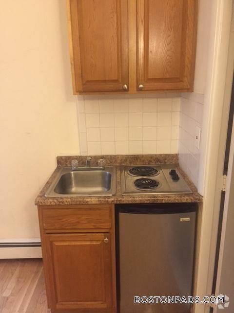 Building Photo - 53 S Huntington Ave Rental