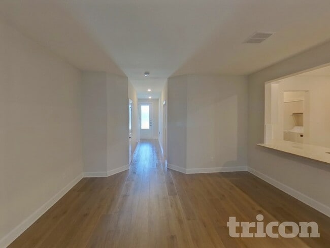 Photo - 1214 Dye Blvd