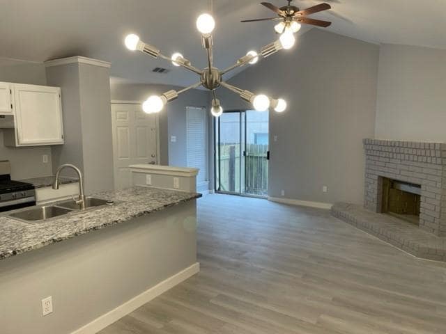 Photo - 12200 Thompkins Dr