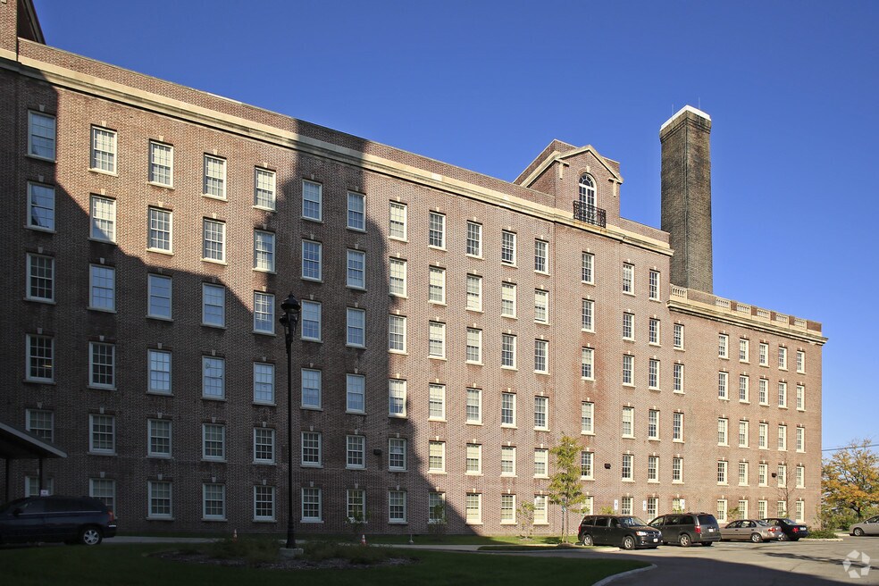 Saint Luke's Manor