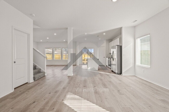 Photo - 10809 Mason Dr