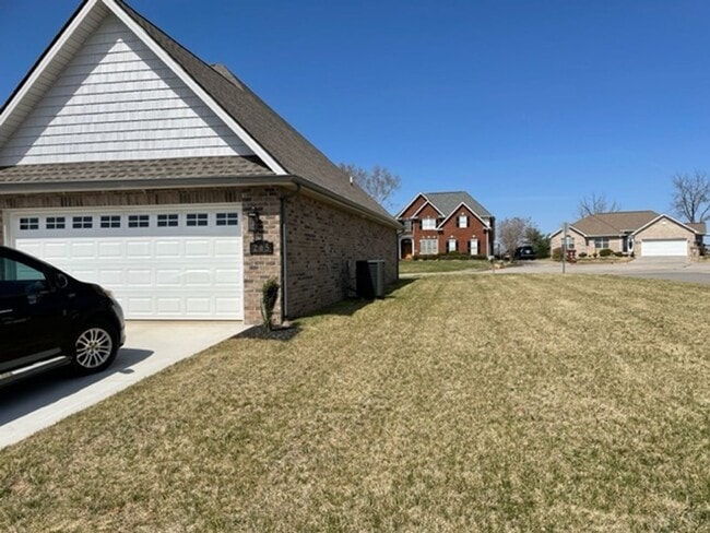 Photo - Maryville 37801 - 3 bedroom, 2 bath - call Ed Johnson 865-924-5045