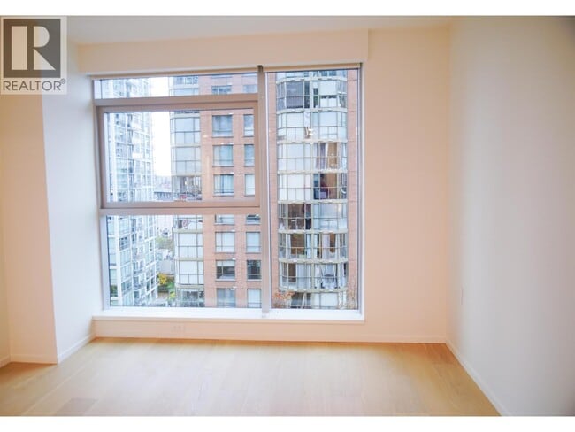 Photo - 889 Pacific St Unité 802