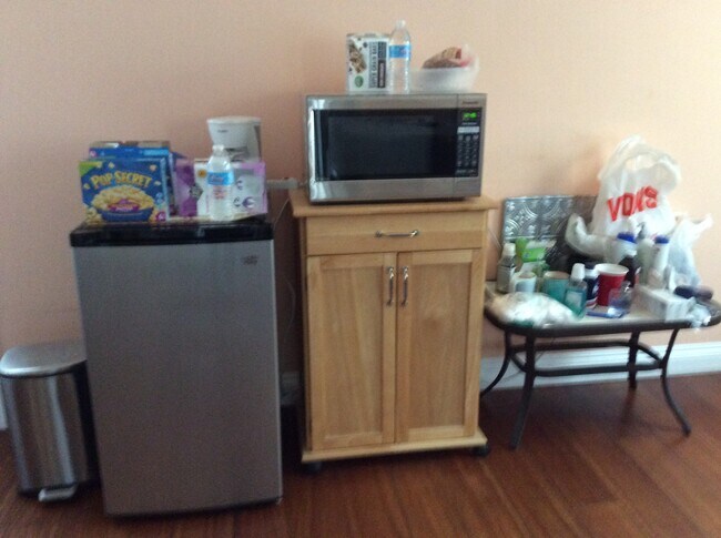 Photo - 9859 Gandy Ave