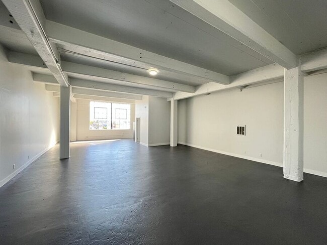 Building Photo - 1341 58th Ave Unit 15