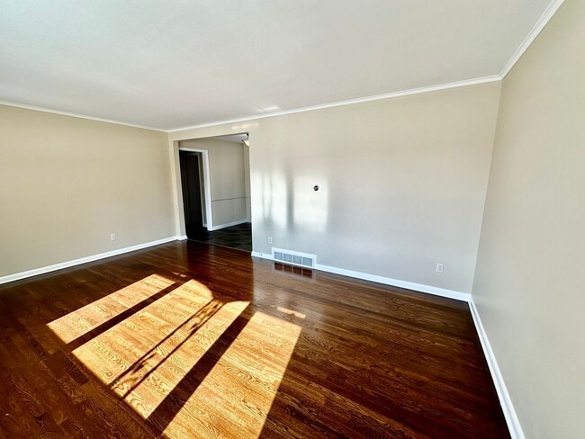 Photo - 3043 Mt Holyoke Rd Unit 3043