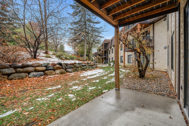 Photo - Oaks Braemar