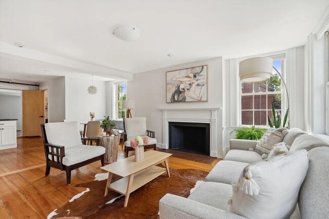 Photo - 32 Pleasant St Unit 2