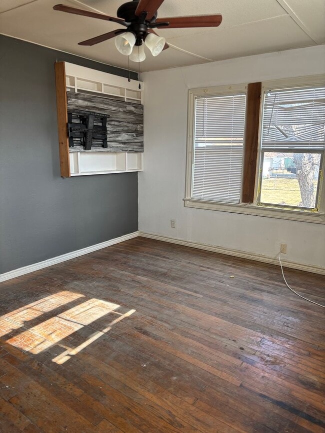 Building Photo - 1101 Holly Vista St Unit 1101 Holly Vista #3