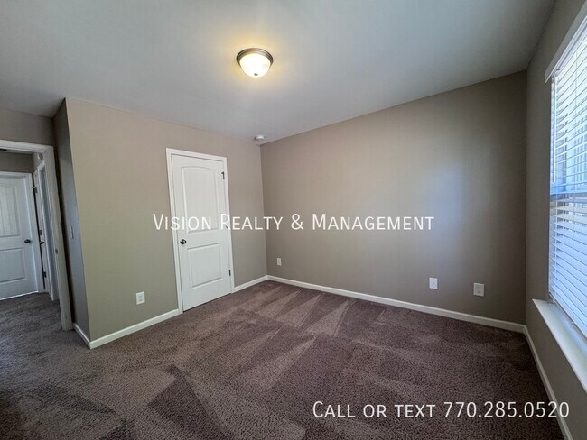 Photo - 344 Fieldcrest Dr