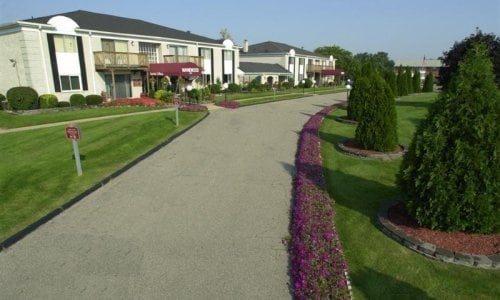 Waynewood Apartments - Waynewood Apartments