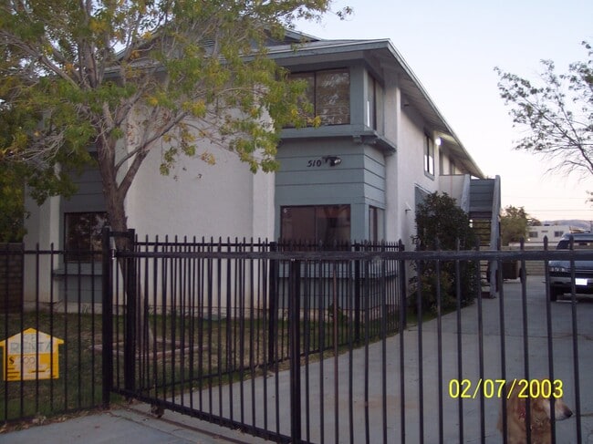 Photo - 510 E Avenue Q2 Unidad A