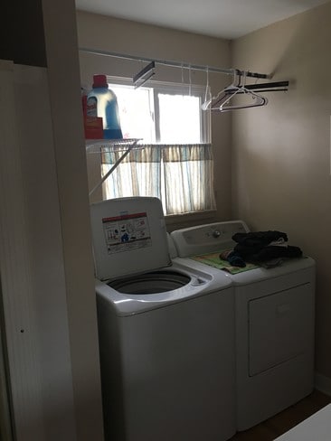 Building Photo - 1160 E Paddock Dr Rental