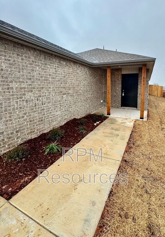 Photo - 11841 NW 100th St