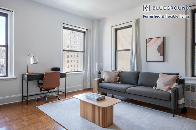 Building Photo - 952 5th Ave Rental
