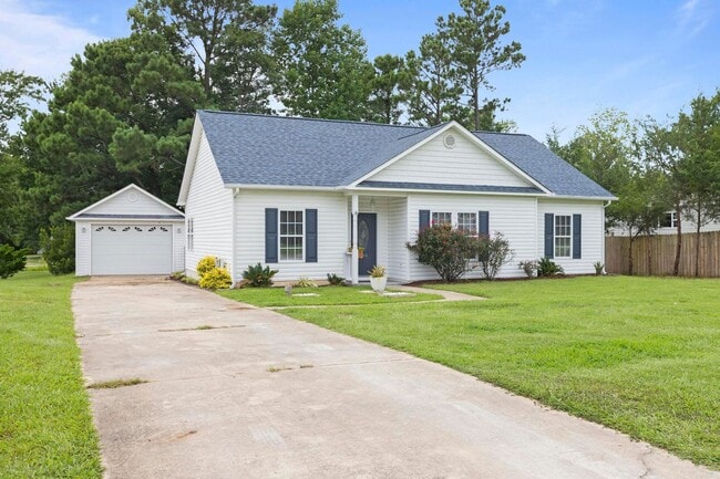 Building Photo - Hampstead Home for Rent with Garage!