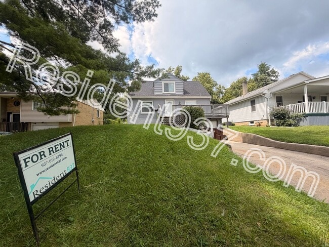Building Photo - 1641 Horlacher Ave
