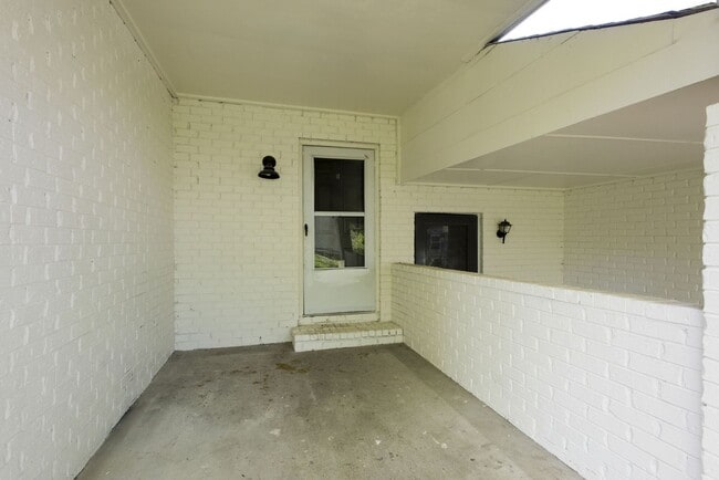 Photo - 2921 Torbett St Unit B