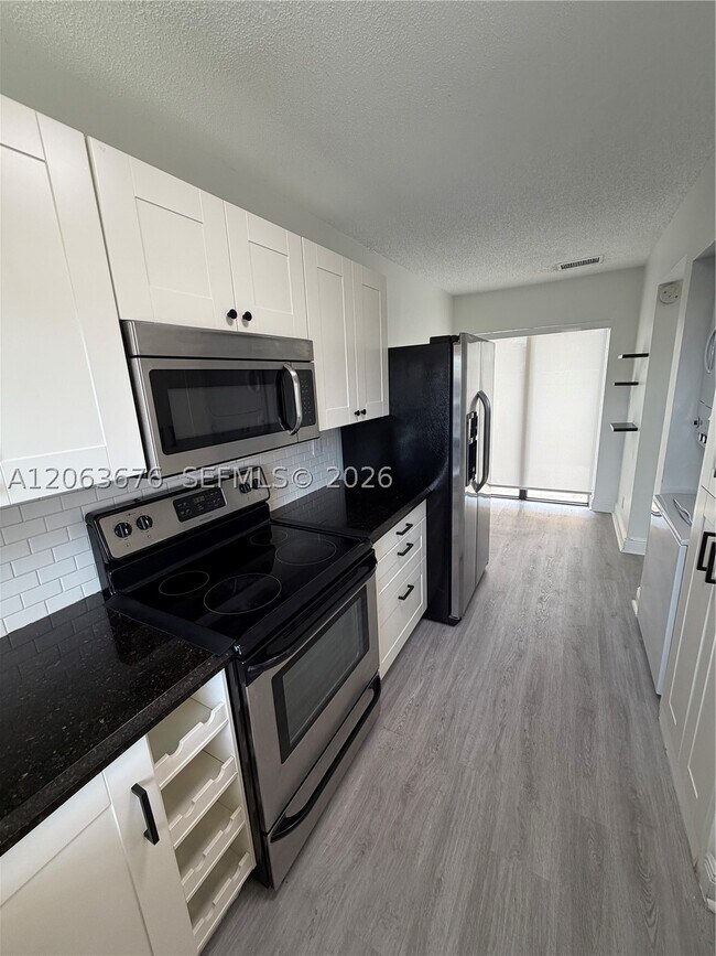Photo - 6445 NW 171st St