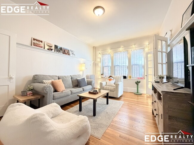 Photo - 79 Glenville Ave Unit 2