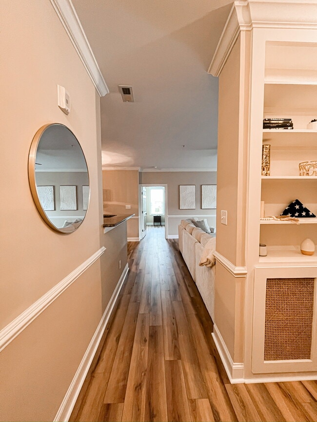 Photo - 350 Gallery Dr Unit 203