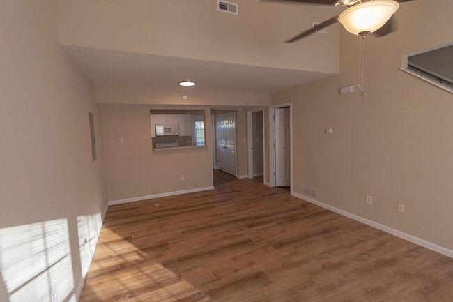 Photo - 1405 Bodie Dr