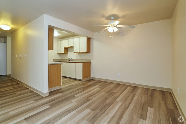 2HAB, 1BA - 970 ft²