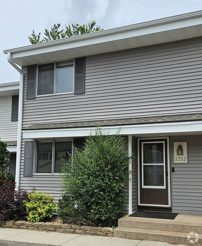Building Photo - 2353 Mailand Ct E Rental
