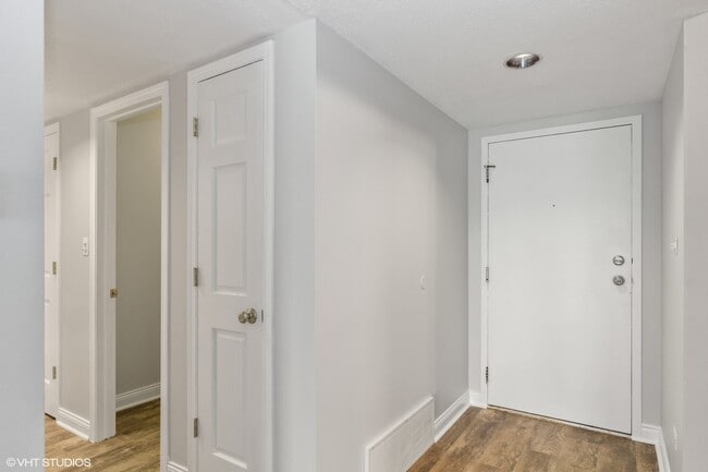 Photo - 1295 N Sterling Ave Unit 104