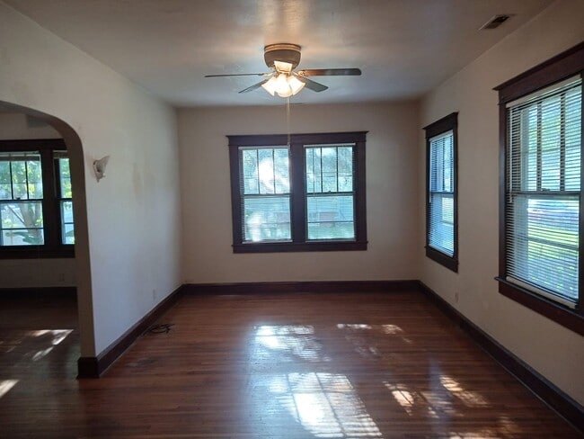 Photo - 305 Old Point Ave