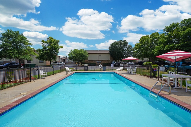 Sherwood Pointe