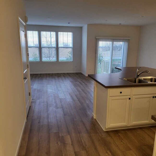 2227 Horseshoe Cir Unit 2227