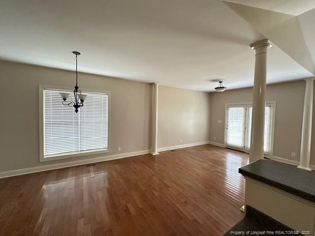 Photo - 4584 Mill St