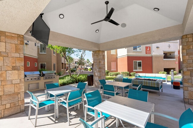 Photo - Volta on Broadway