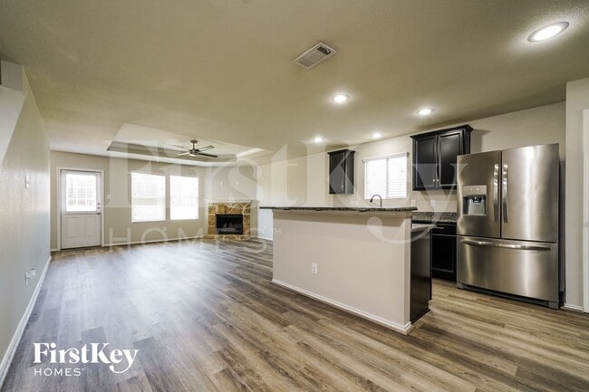 Photo - 133 Waxberry Dr