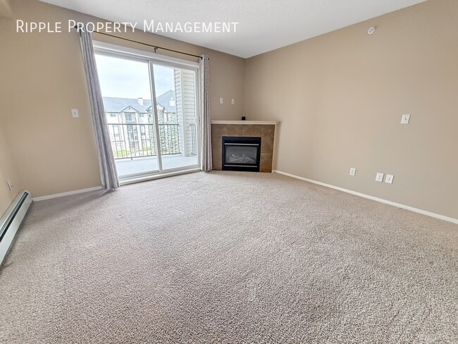 Photo - MODERN & BRIGHT 2-BED, 2-BATH CONDO | UNDERGROUND PARKING | PET FRIENDLY Unit 2408